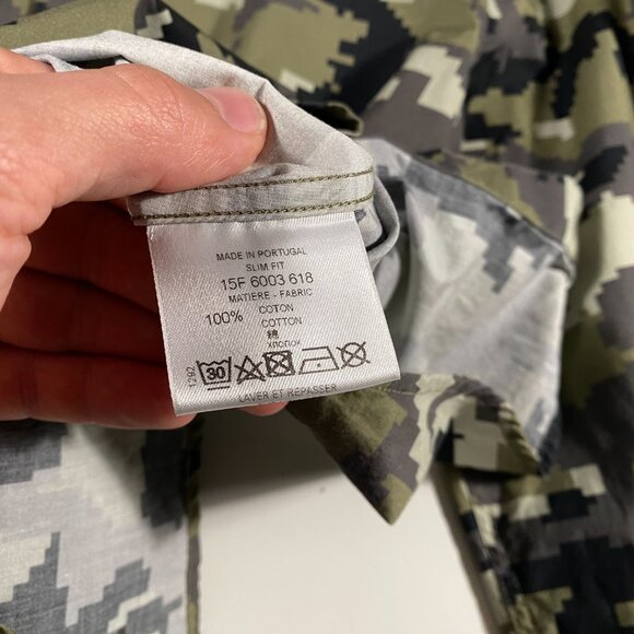 Givenchy Pixel Camo Star Motif Long Sleeve Button Up Shirt men's size FR40 / L - Picture 7 of 9
